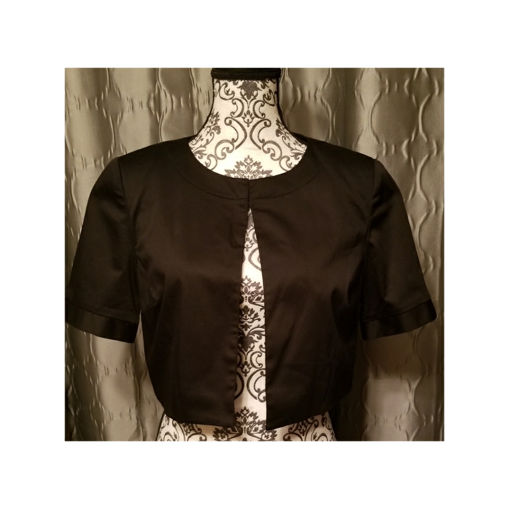 Dress Barn Bolero Style Jacket NWOT - Picture 1 of 3